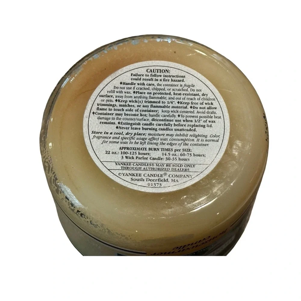 Yankee Candle Honeydew Melon Housewarmer 14.5 oz Glass Jar Single Wick Candle